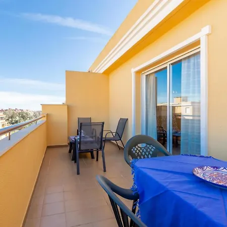 Penthouse Melva Apartment *