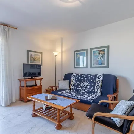 Penthouse Melva Apartment *